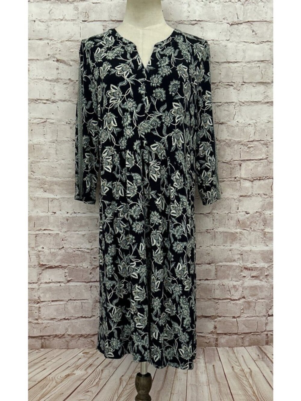 J Jill Navy Blue Floral Paisley Split Neck 3/4 Sleeve Knit Dress Size Small NEW